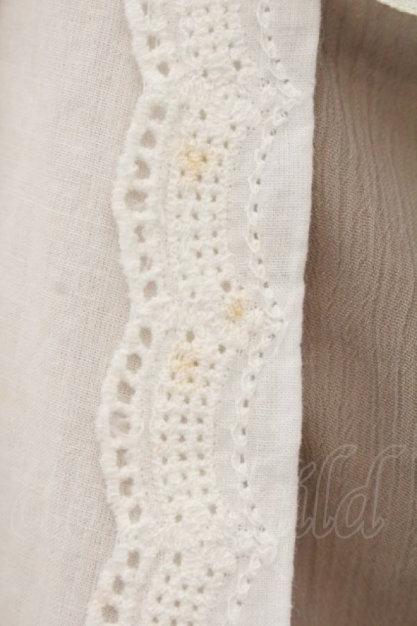 画像2: axes femme / レースレイヤードワンピース M シロ O-26-01-15-065-AX-OP-YM-OS (2)