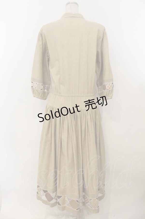 画像4: PINK HOUSE / 裾パッチワークワンピース  ベージュ O-26-01-15-113-LO-OP-IG-OS (4)