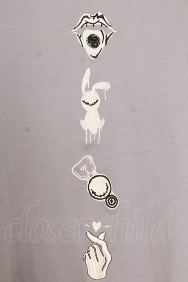 画像2: NieR Clothing / 刺繍入りカットソー F ブルー O-26-01-15-010-PU-TO-OW-OS (2)