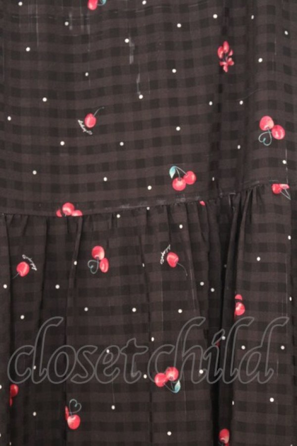 画像2: LODISPOTTO / さくらんぼ柄シアーチェックスカート  クロ O-26-01-16-006-LO-SK-IG-OS (2)