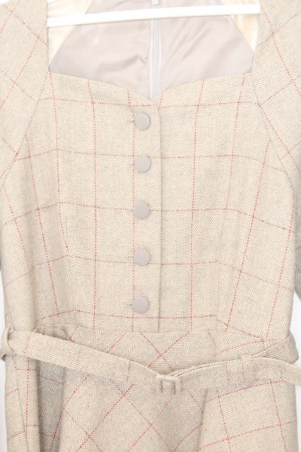 画像2: an another angelus / スイートハートネックラインチェックワンピース F ベージュ O-26-01-16-021-CA-OP-OW-OS (2)