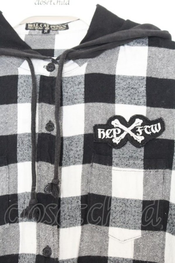 画像2: HELL CAT PUNKS / ギンガムチェックシャツワンピース  ブラック×ホワイト O-26-01-16-023-PU-TO-IG-OS (2)