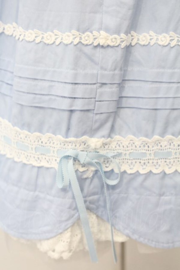 画像4: BABY,THE STARS SHINE BRIGHT / リボンスカラップジャンパースカート  サックス O-26-01-17-023-BA-OP-OW-OS (4)