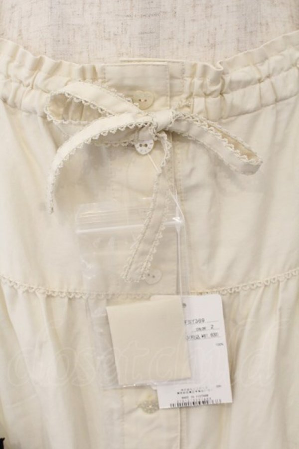 画像2: PINK HOUSE / ハロウィーンワンダーランドワッペン使いスカート  シロ×クロ O-26-01-17-032-LO-OP-IG-OS (2)