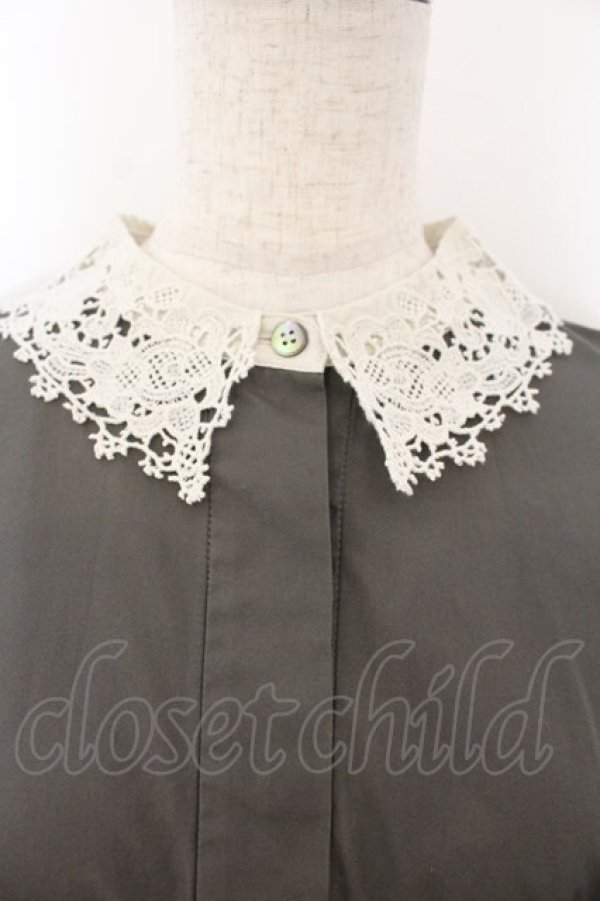 画像2: Jane Marple Dans Le Salon / レースカラーサックドレス M グレー O-26-01-17-040-JM-OP-IG-OS (2)