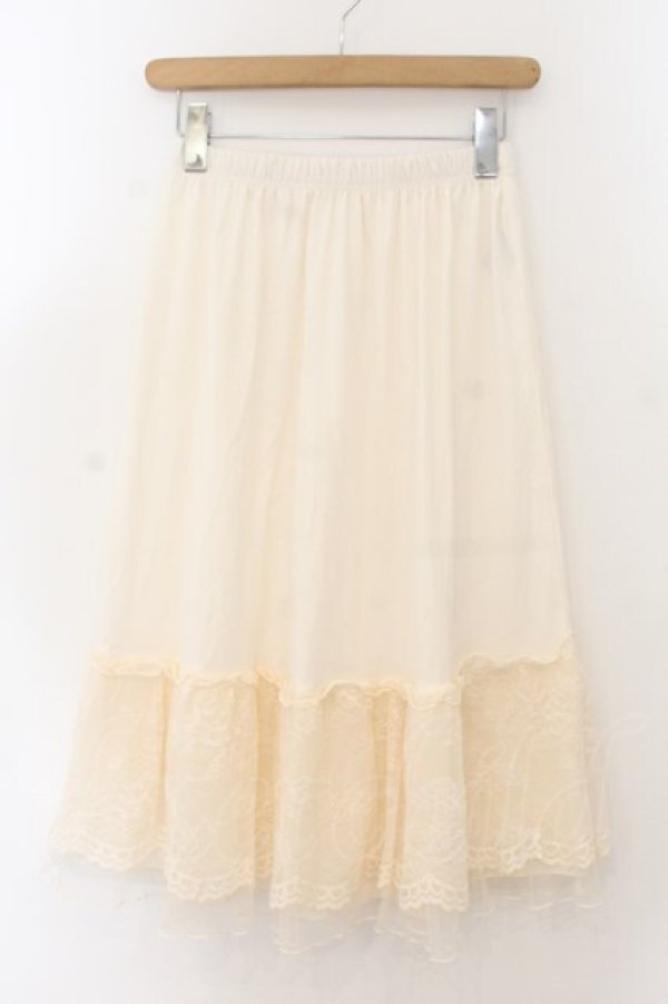 画像1: axes femme / 繊細レースミディ丈ペチスカート M キナリ O-26-01-17-050-AX-SK-OW-OS (1)