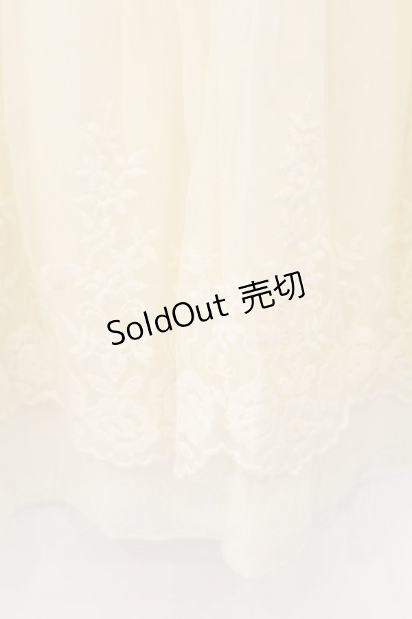 画像2: axes femme / 繊細刺繍レースペチスカート F キナリ O-26-01-17-056-AX-SK-OW-ZT556 (2)