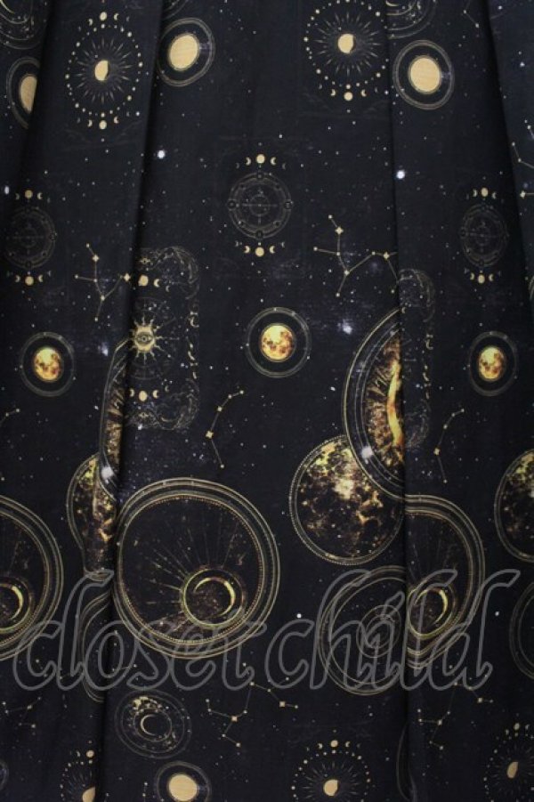 画像2: axes femme NOSTALGIE / タロット柄スカート F クロ O-26-01-17-069-AX-SK-OW-OS (2)