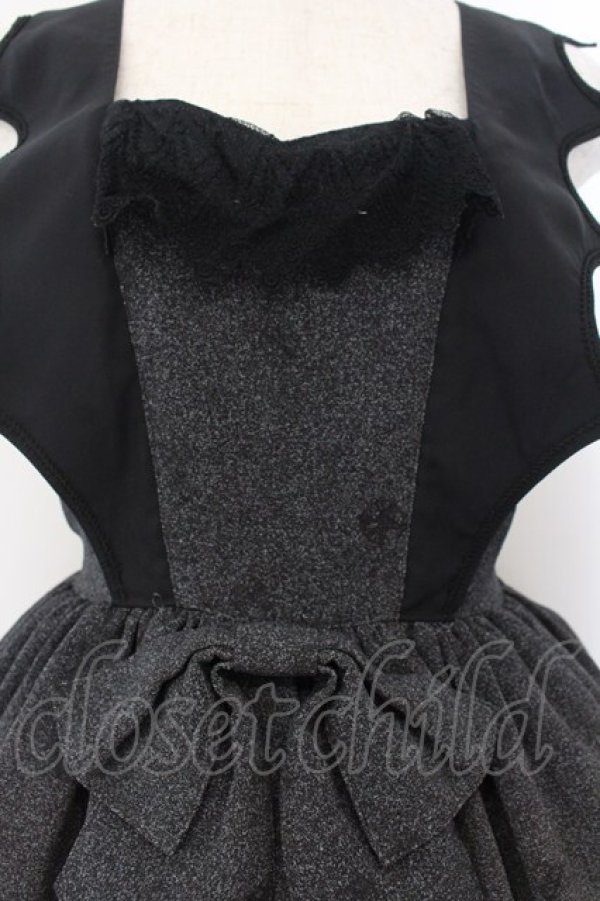 画像2: ALICE and the PIRATES / 悪魔猫と終末の砂時計柄ジャンパースカートI  クロ O-26-01-19-005-PA-OP-OW-OS (2)