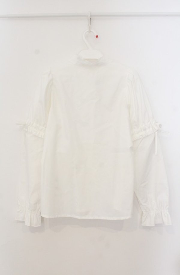 画像3: Fi.n.t / フリル使い2wayスリーブブラウス  シロ O-26-01-19-1014-CA-BL-IG-OS (3)