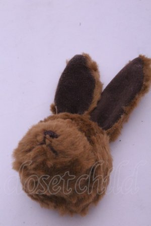 画像: PINK HOUSE / うさぎフェイスブローチ  ブラウン O-26-01-20-1070-LO-AC-IG-ZT0204J