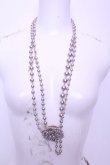 画像2: PINK HOUSE / ビーズフラワーモチーフネックレス  グレー系 O-26-01-20-1103-LO-AC-IG-OS (2)