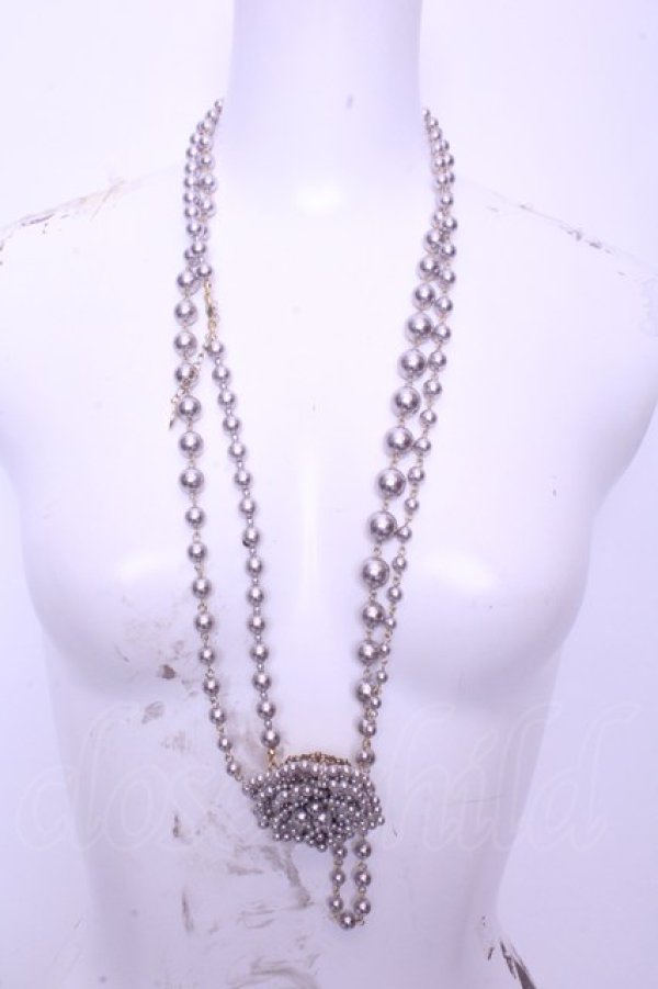 画像2: PINK HOUSE / ビーズフラワーモチーフネックレス  グレー系 O-26-01-20-1103-LO-AC-IG-OS (2)