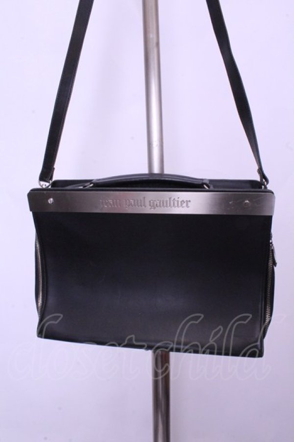 画像1: Jean Paul GAULTIER / メタルプレートショルダーバッグ  ブラック×シルバー O-26-01-20-1030-GO-BG-IG-OS (1)