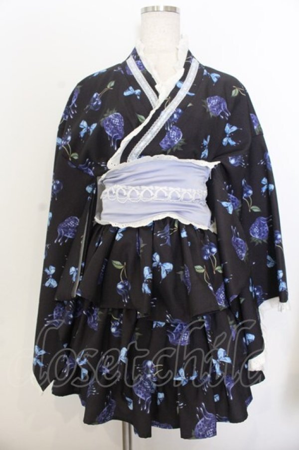 画像1: Jamieエーエヌケー / melt strawberry浴衣ワンピース  クロ×ブルー O-26-01-20-013-0-OP-IG-OS (1)