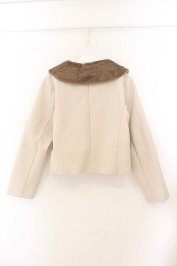 画像2: m petit by misako / ファーエリショートJKナガ ジャケット S アイボリー O-26-01-22-060-LO-CO-OW-OS (2)