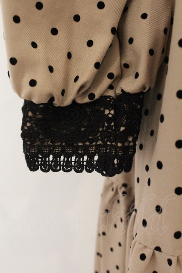 画像3: marcHenTica / キャロラインワンピース サイズ(採寸をご確認ください) タピオカミルクティー（ベージュ×クロ） O-26-01-22-068-LO-OP-OW-OS (3)