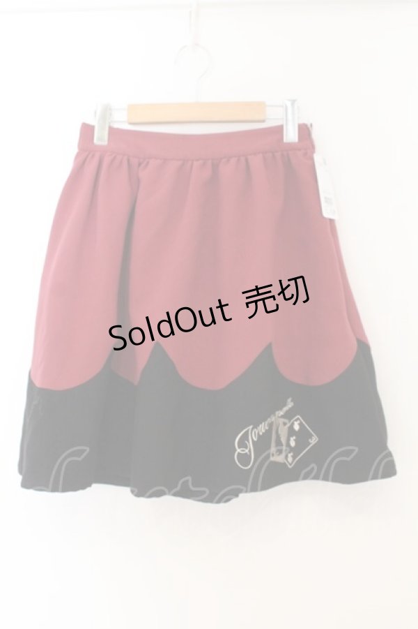 画像1: axes femme POETIQUE / トランプ刺繍バイカラースカート M ワイン O-26-01-22-085-AX-SK-OW-OS (1)