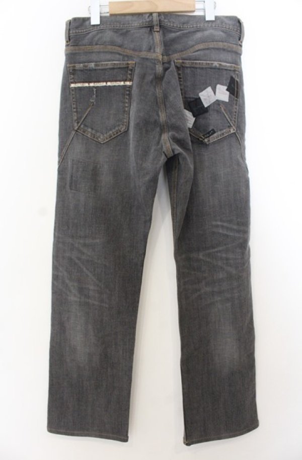 画像2: Karl Helmut / パッチダメージデニムパンツ XL グレー O-26-01-23-007-EL-PA-YM-OS (2)