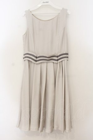 画像: Jane Marple / バックリボンフレアージャンパースカート M アイボリー O-26-01-24-045-JM-OP-IG-OS