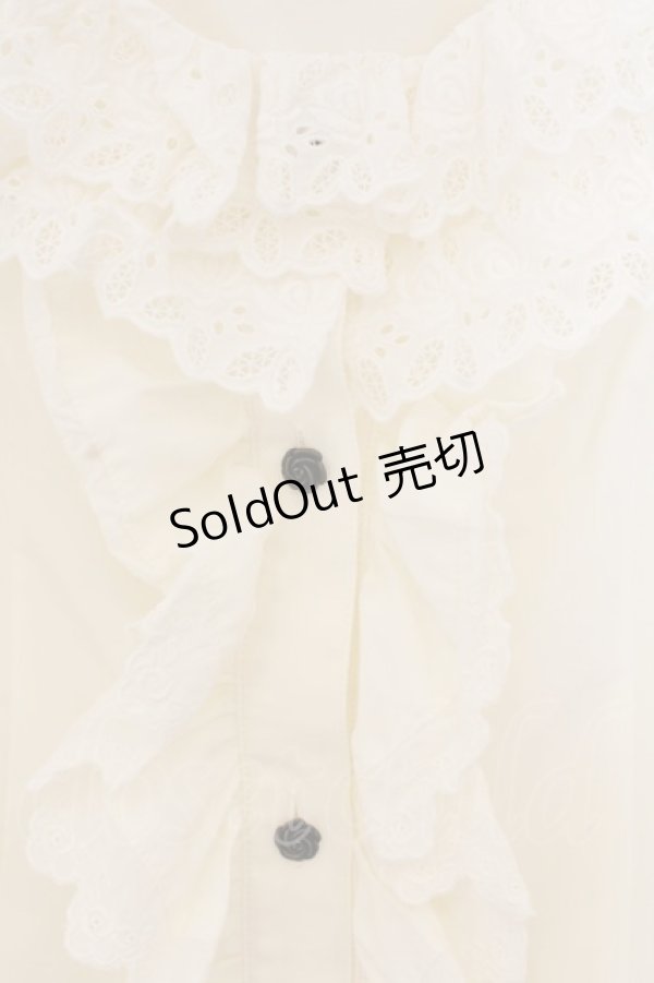 画像2: ALICE and the PIRATES / Vampireローズレースブラウス  生成り O-26-01-24-069-PA-BL-IG-OS (2)