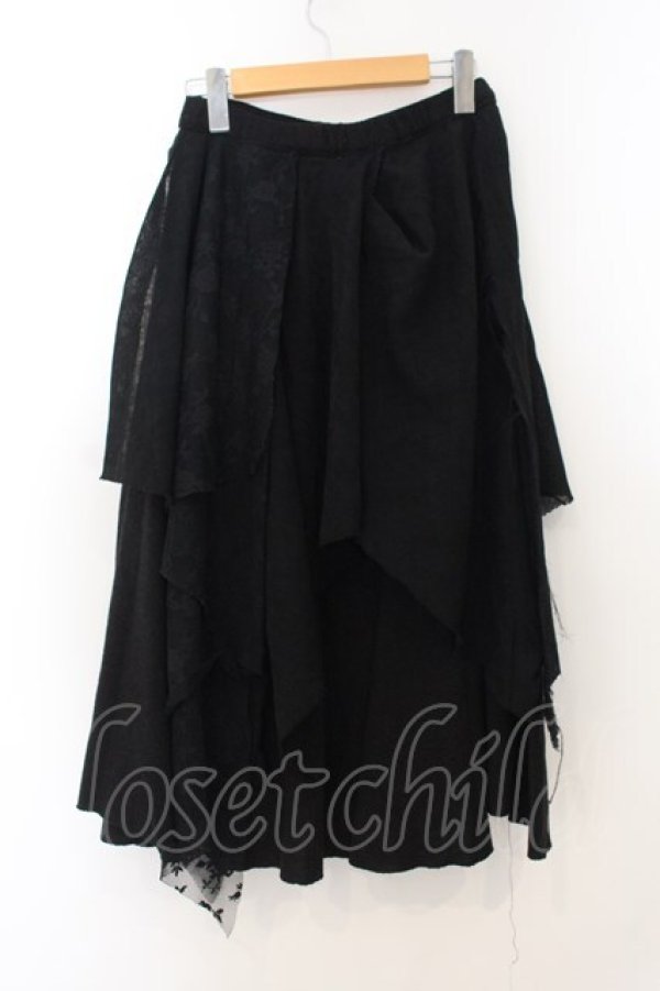画像4: h.NAOTO / 異素材ランダムスカート  ブラック O-26-01-24-010-HN-SK-IG-OS (4)