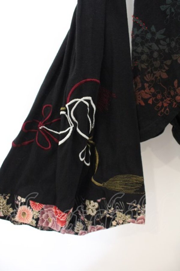 画像3: gouk / 和柄切り替えオフショルカットカーディガン  ブラック O-26-01-24-003-GO-TO-IG-OS (3)