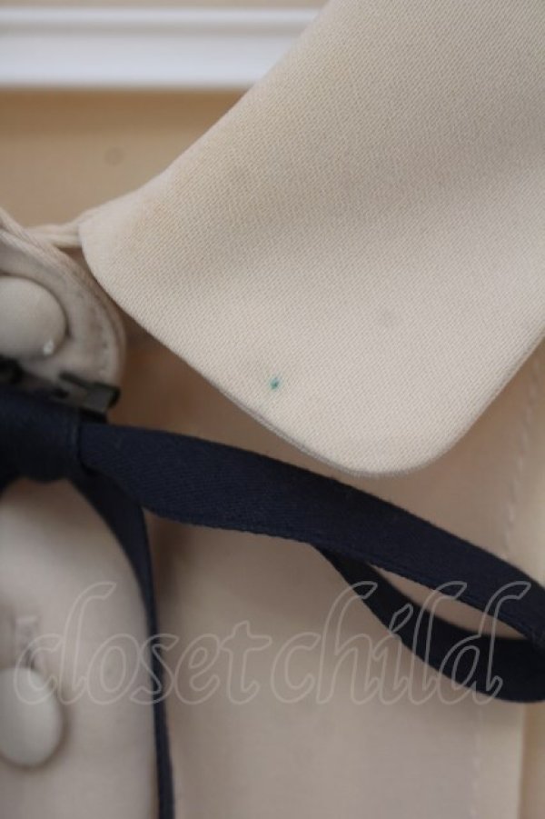 画像2: F i.n.t / ロゴリボンタイ付きピンタックブラウス F アイボリー O-26-01-27-004-CA-BL-OW-OS (2)