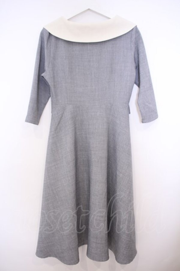 画像4: an another angelus / ビッグカラークレリックワンピース  グレー O-26-01-27-047-CA-OP-IG-OS (4)