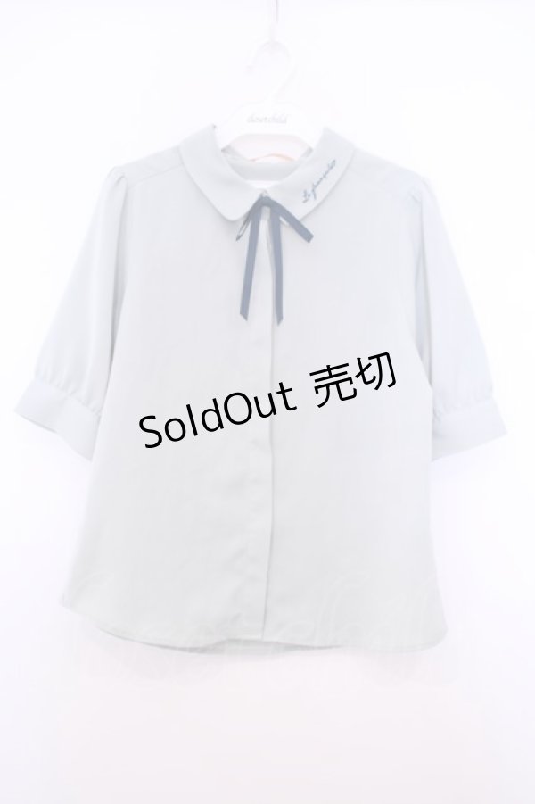 画像1: Fi.n.t / リボンタイ付きロゴ刺繍衿ブラウス  ライトグリーン O-26-01-27-052-CA-BL-IG-OS (1)