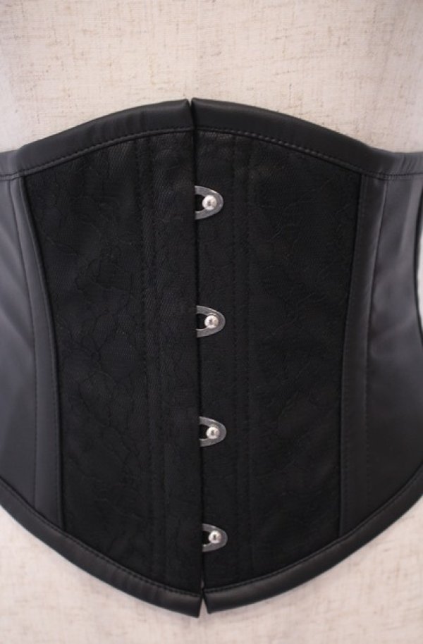 画像2: abilletage / Noir フェイクレザーミニコルセット 4(フルクローズ 56~58cm) ブラック O-26-01-27-1007-GO-TO-OW-OS (2)