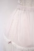 画像2: abilletage / チュールフリルストラップスカート  ホワイトピンク×パープルリボン O-26-01-27-1010-GO-SK-OW-OS (2)