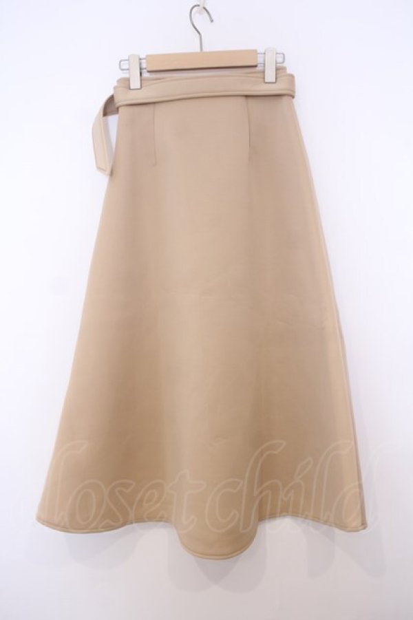 画像2: EATME / ベルテッドイレヘムフレアスカート F ベージュ O-26-01-27-059-LO-SK-OW-OS (2)