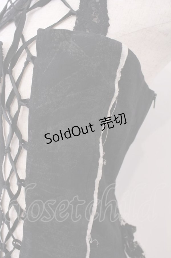 画像2: h.naoto Blood / ガーゼフリルホルタービスチェ  ブラック×ホワイト O-26-01-28-045-HN-TO-IG-OS (2)