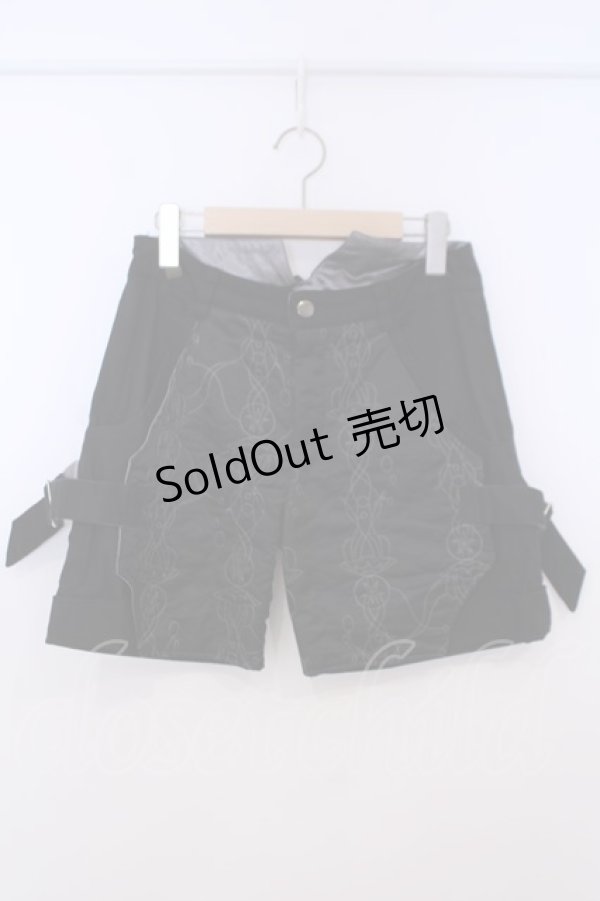画像1: Sixh / 刺繍入りサテンショートパンツ  ブラック O-26-01-28-051-HN-PA-IG-OS (1)