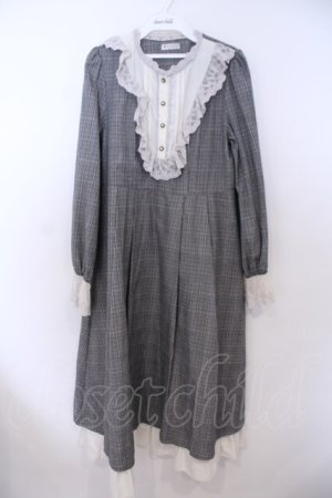 画像: axes femme / ブローチ付ブロッキングワンピース【ブローチ欠品】 M グレー×オフシロ O-26-01-28-068-AX-OP-IG-OS