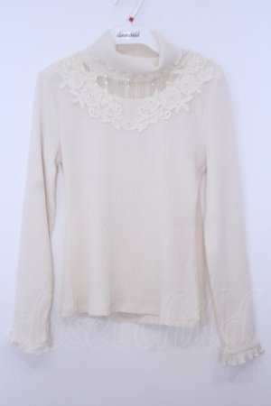 画像: axes femme / パール付きハイネックニット M キナリ O-26-01-28-016-AX-TO-OW-OS