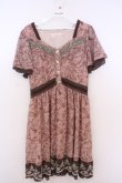 画像1: axes femme / ローズリーフ柄シルエットワンピース M ピンク O-26-01-28-019-AX-OP-OW-OS (1)