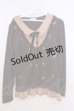 画像: axes femme / 音符刺繍ブラウス  ブラウン O-26-01-28-032-AX-BL-IG-OS