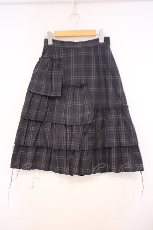 画像1: MIHO MATSUDA / カットオフランダムティアードスカート M グレー O-26-01-29-032-GO-SK-OW-OS (1)