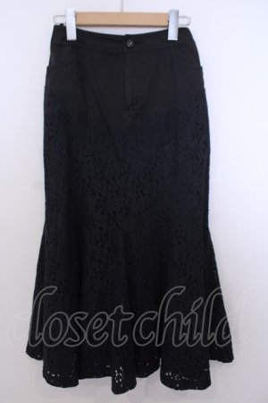 画像: INGEBORG / フラワーレース切り替えスカート 9 クロ O-26-01-29-1050-LO-SK-IG-OS