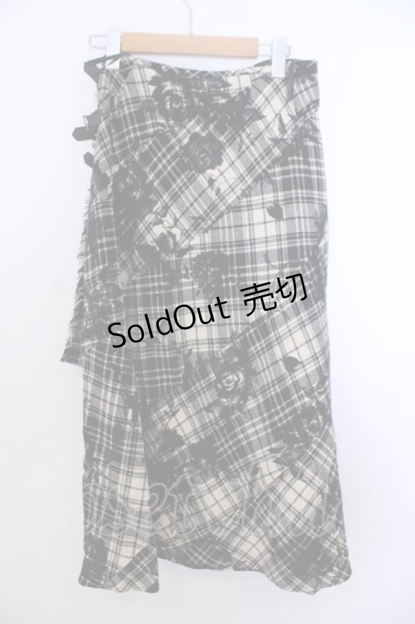 画像3: INGEBORG / ベルト付き薔薇チェックキルトスカート S アイボリー×クロ O-26-01-29-1064-LO-SK-IG-ZT602 (3)