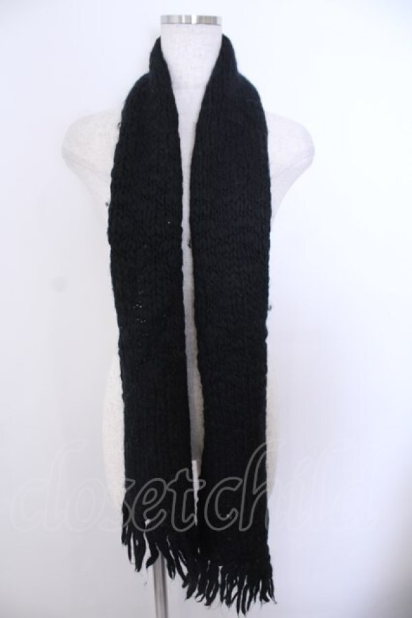 画像1: INGEBORG / ニット編みマフラー  クロ O-26-01-29-1066-LO-ZA-IG-OS (1)