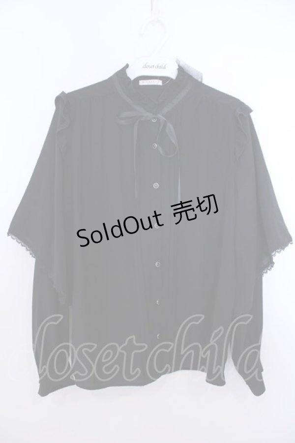 画像1: axes femme / レイヤードフレア袖ブラウス F クロ O-26-01-29-1009-AX-BL-OW-OS (1)