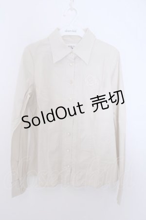 画像: INGEBORG / 刺繍入りタックブラウス 9 ベージュ O-26-01-29-1082-LO-BL-IG-ZT604