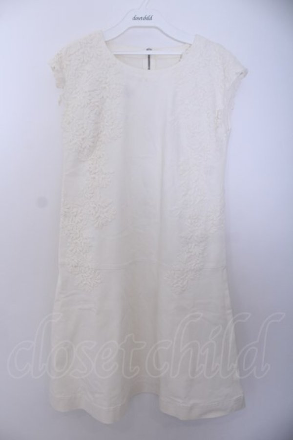 画像1: INGEBORG / フラワーレースデニムジャンパースカート 3(9号相当) オフシロ O-26-01-29-1094-LO-OP-IG-OS (1)