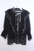 画像1: axes femme POETIQUE / ドット配色リボンフリルブラウス M クロ O-26-01-29-1021-AX-BL-OW-OS (1)