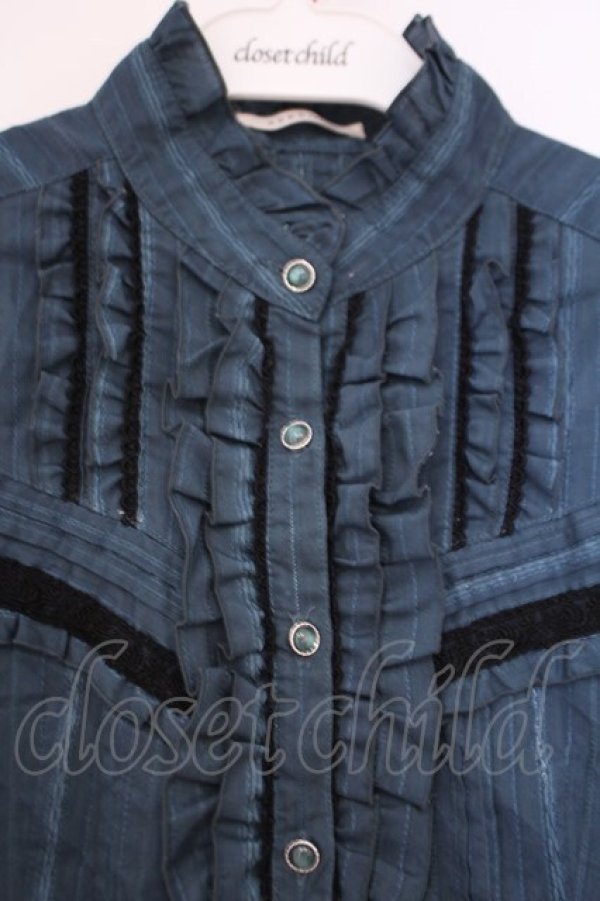 画像2: axes femme / タイ付きストライプJQブラウス M グリーン O-26-01-29-062-AX-BL-OW-OS (2)