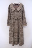 画像1: an another angelus / スモーキークレリックツイードチェックワンピース F ベージュ×ブラウン O-26-01-29-078-CA-OP-OW-OS (1)
