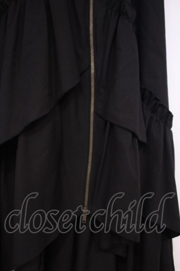 画像2: BPN / アシンメトリーフリルスカート M ブラック O-26-01-29-023-GO-SK-OW-OS (2)